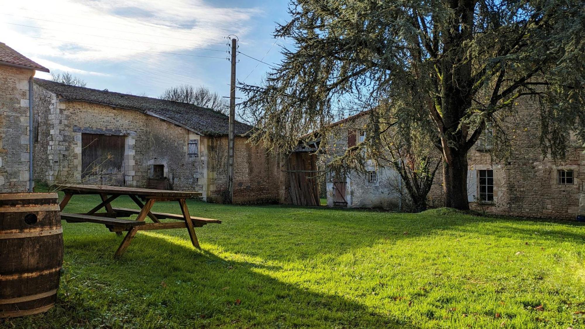 Chateau De Sauge Saivres Εξωτερικό φωτογραφία