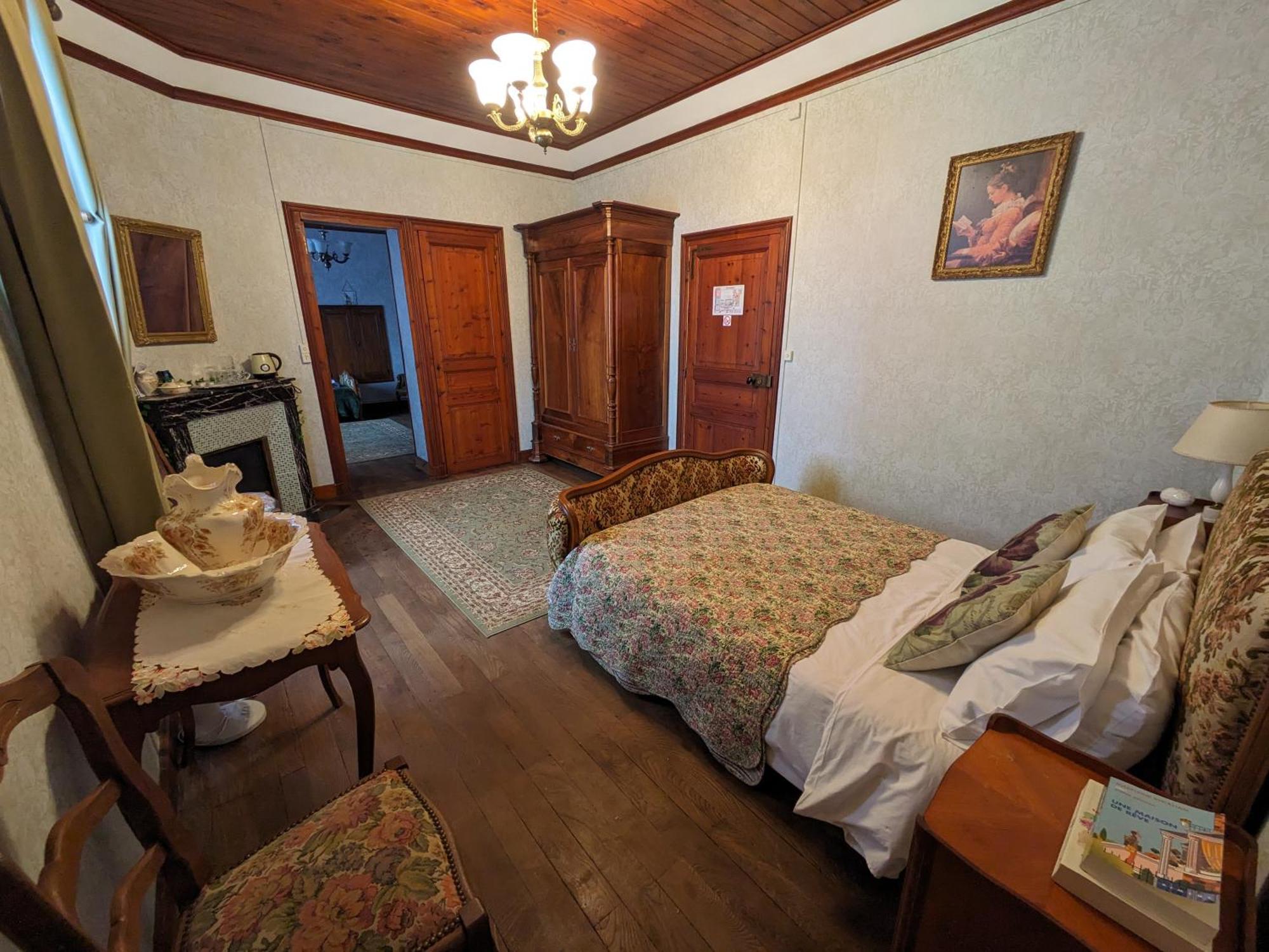 Chateau De Sauge Saivres Εξωτερικό φωτογραφία